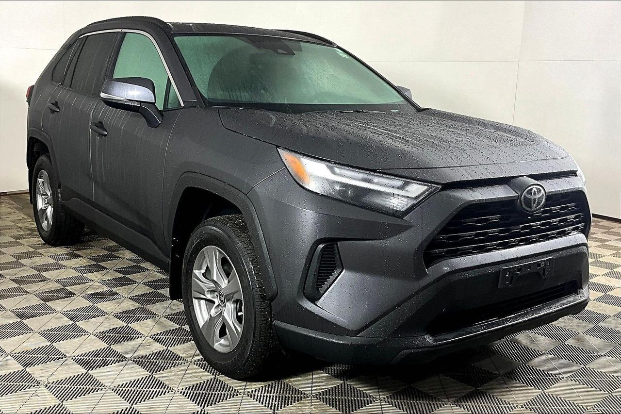 2023 Toyota RAV4 XLE AWD Photo