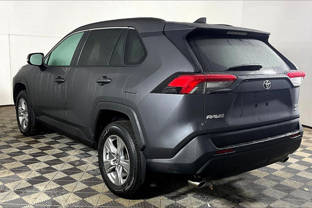 2023 Toyota RAV4 XLE AWD Photo