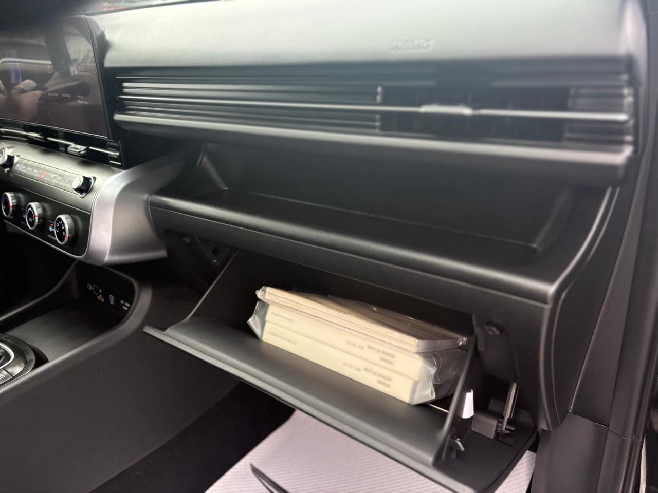 2024 Hyundai KONA 2.0L Preferred 4dr All-Wheel Drive Photo