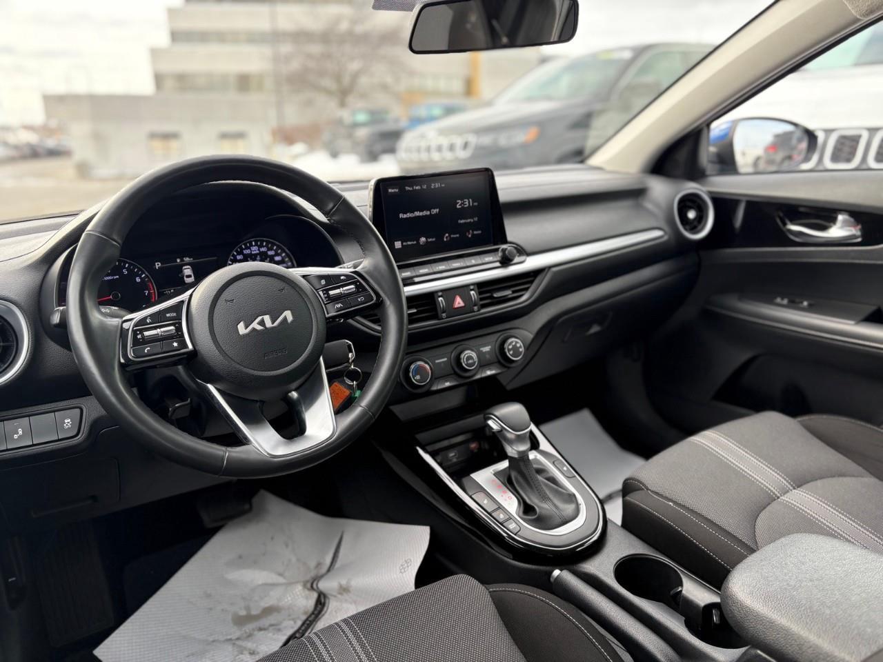 2024 Kia Forte EX Premium 4dr Sedan Photo