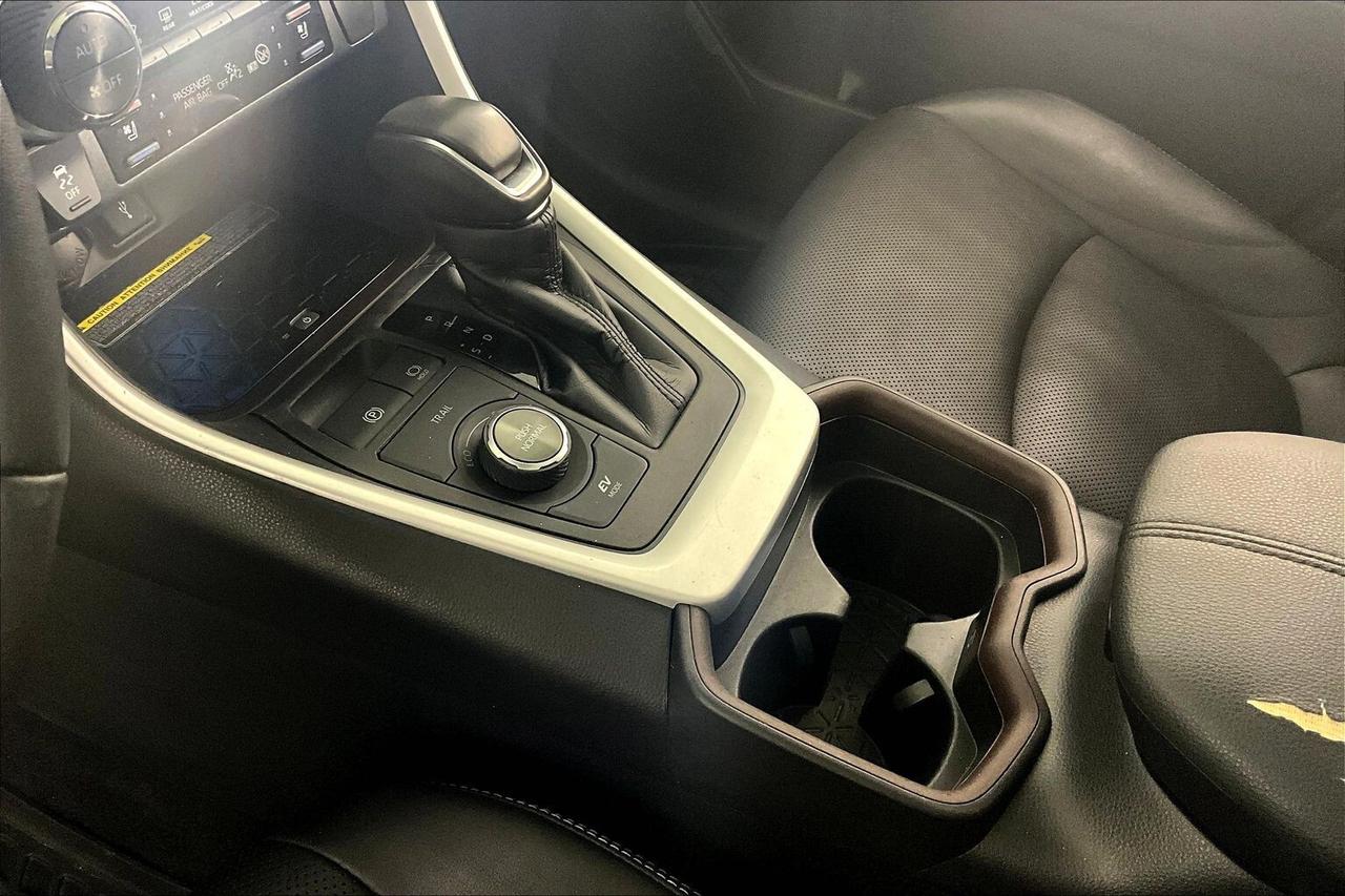 2021 Toyota RAV4 Hybrid Limited AWD Photo