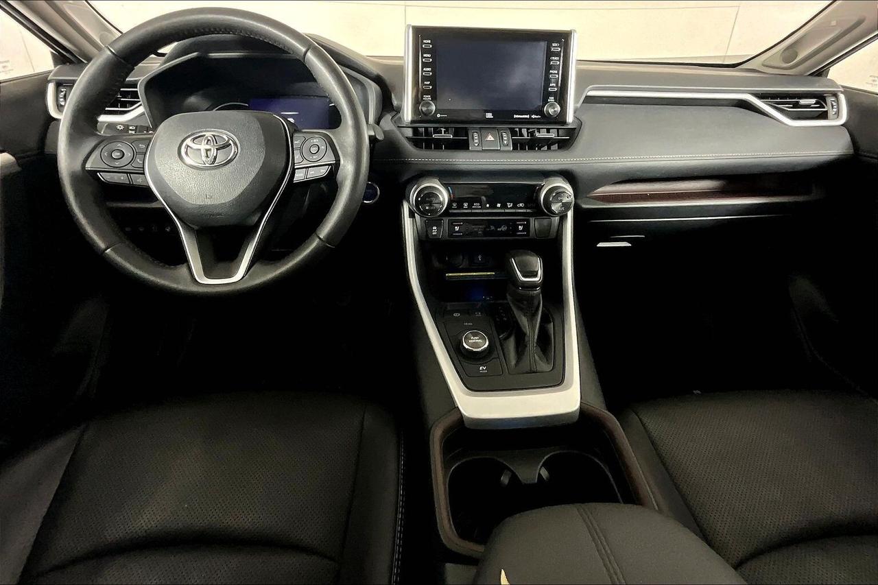 2021 Toyota RAV4 Hybrid Limited AWD Photo