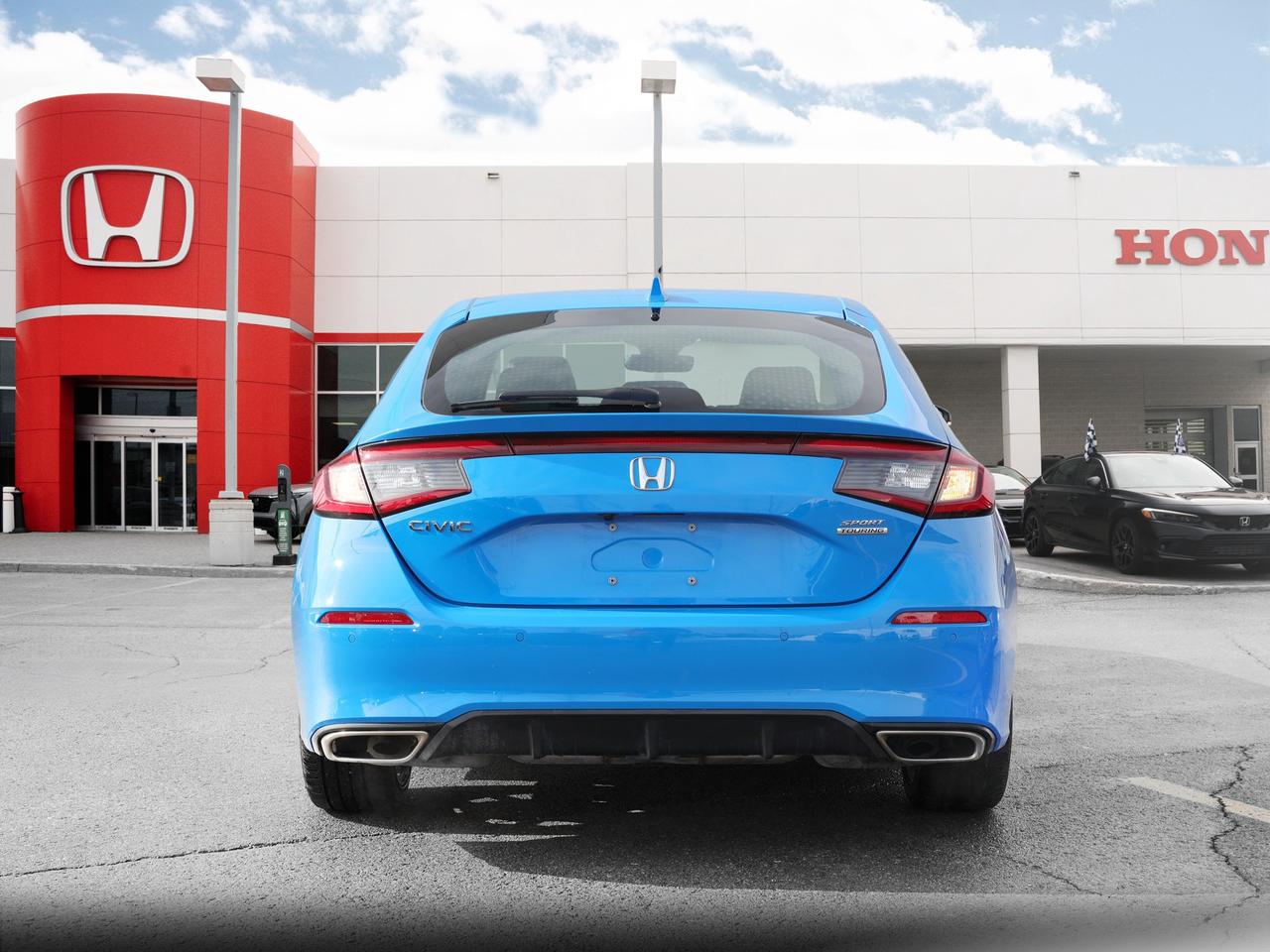 2024 Honda Civic Sport Touring 4dr Hatchback Photo3