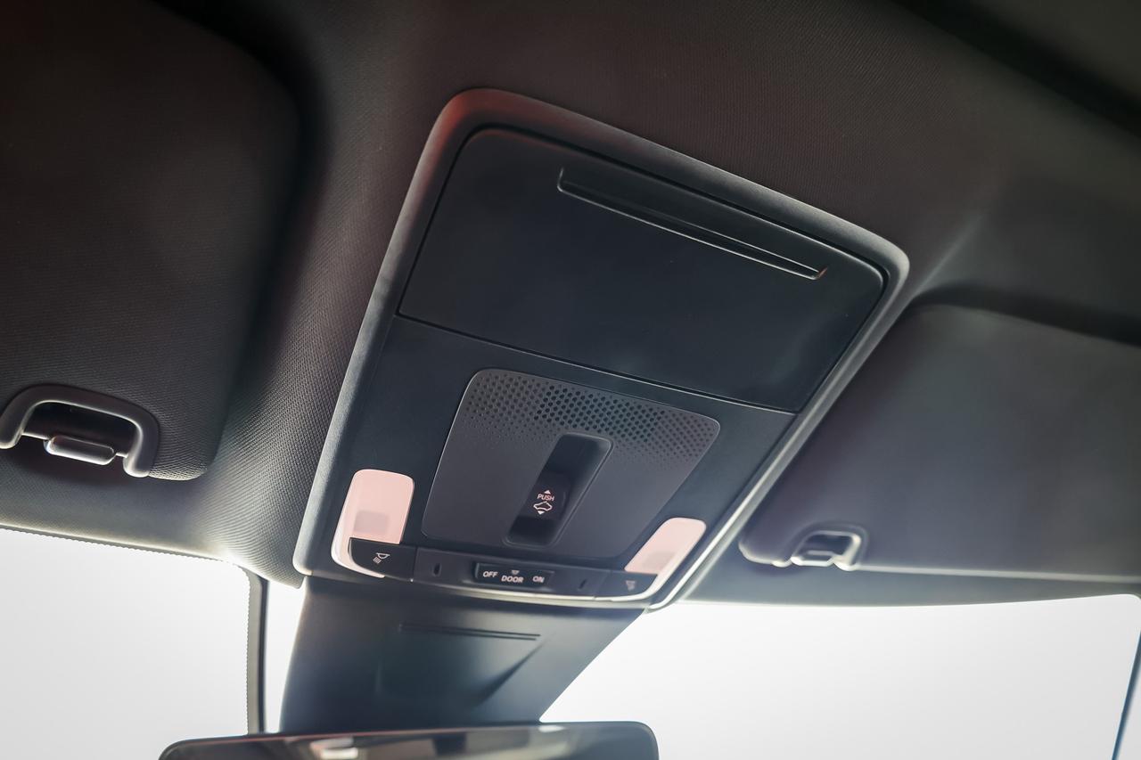 2024 Honda Civic Sport Touring 4dr Hatchback Photo