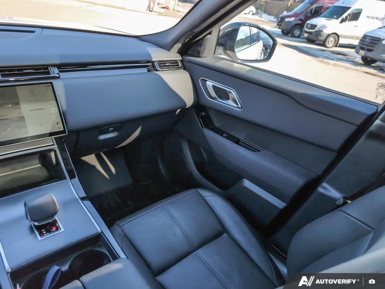 2024 Land Rover Range Rover Velar P340 Dynamic SE 4dr All-Wheel Drive Photo