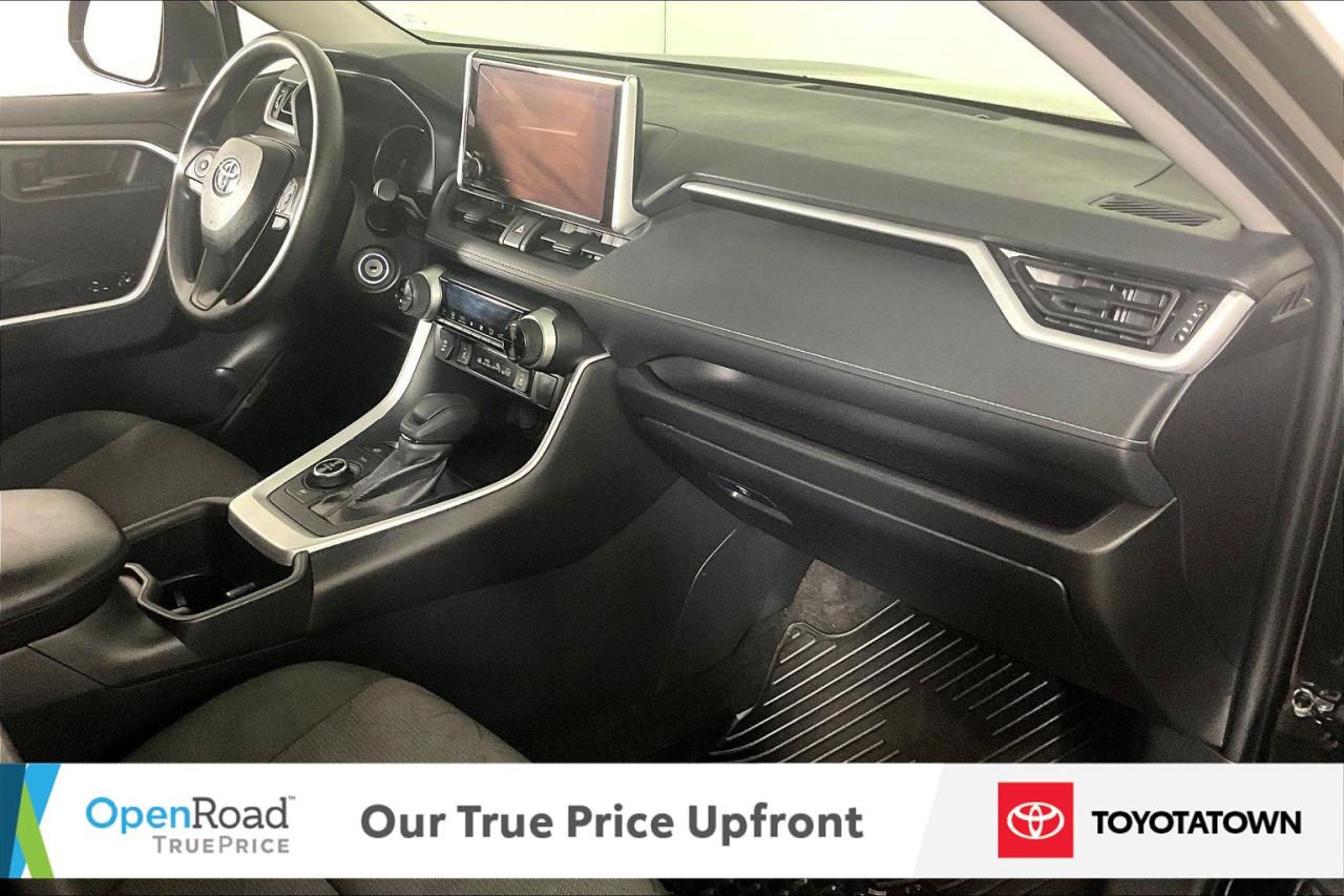 2023 Toyota RAV4 Hybrid LE! CERTIFIED PRE OWNED! ELIGIBLE FOR OPEN ROAD LE Photo