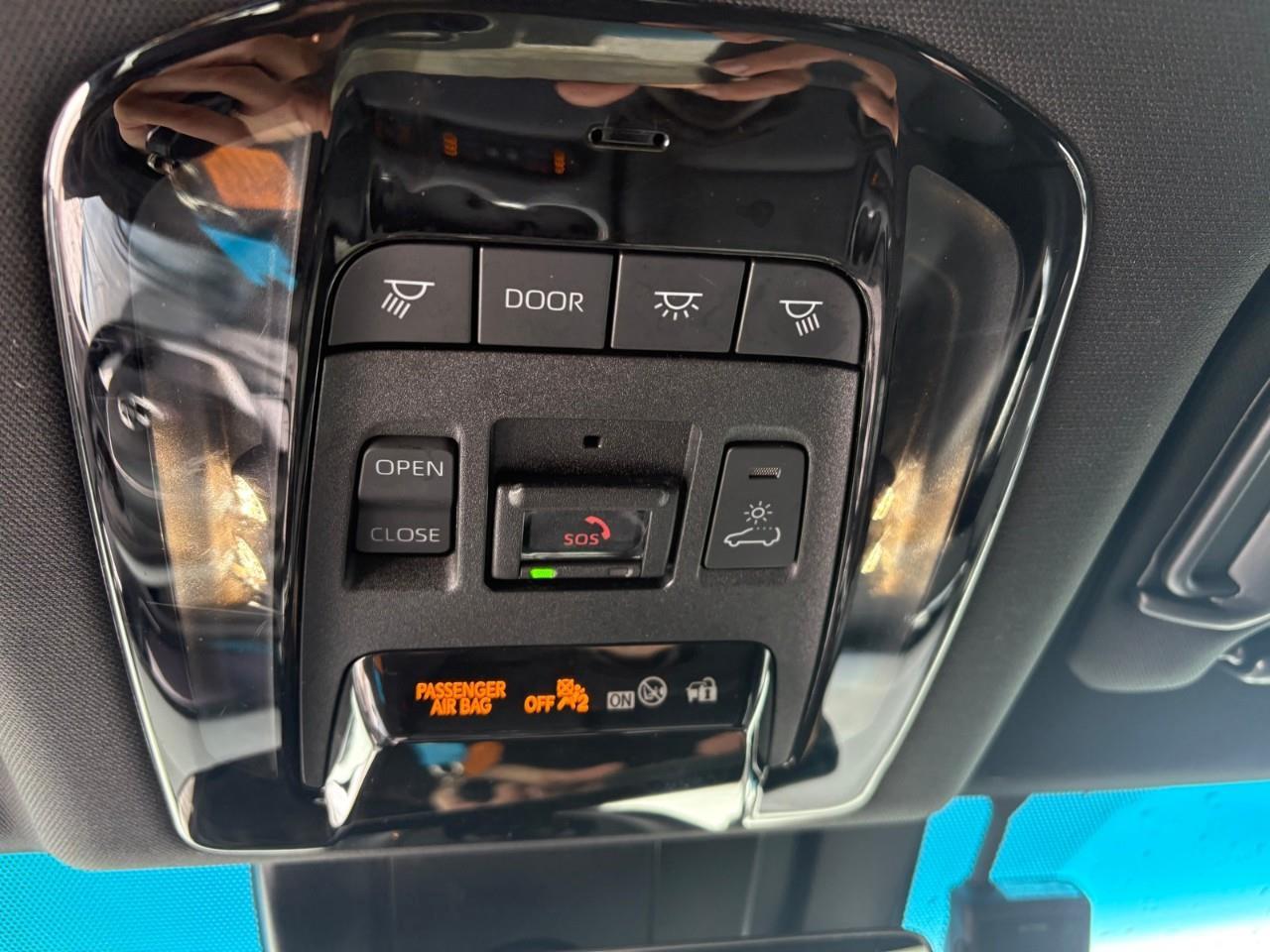 2023 Toyota Venza LE 4dr All-wheel Drive Photo