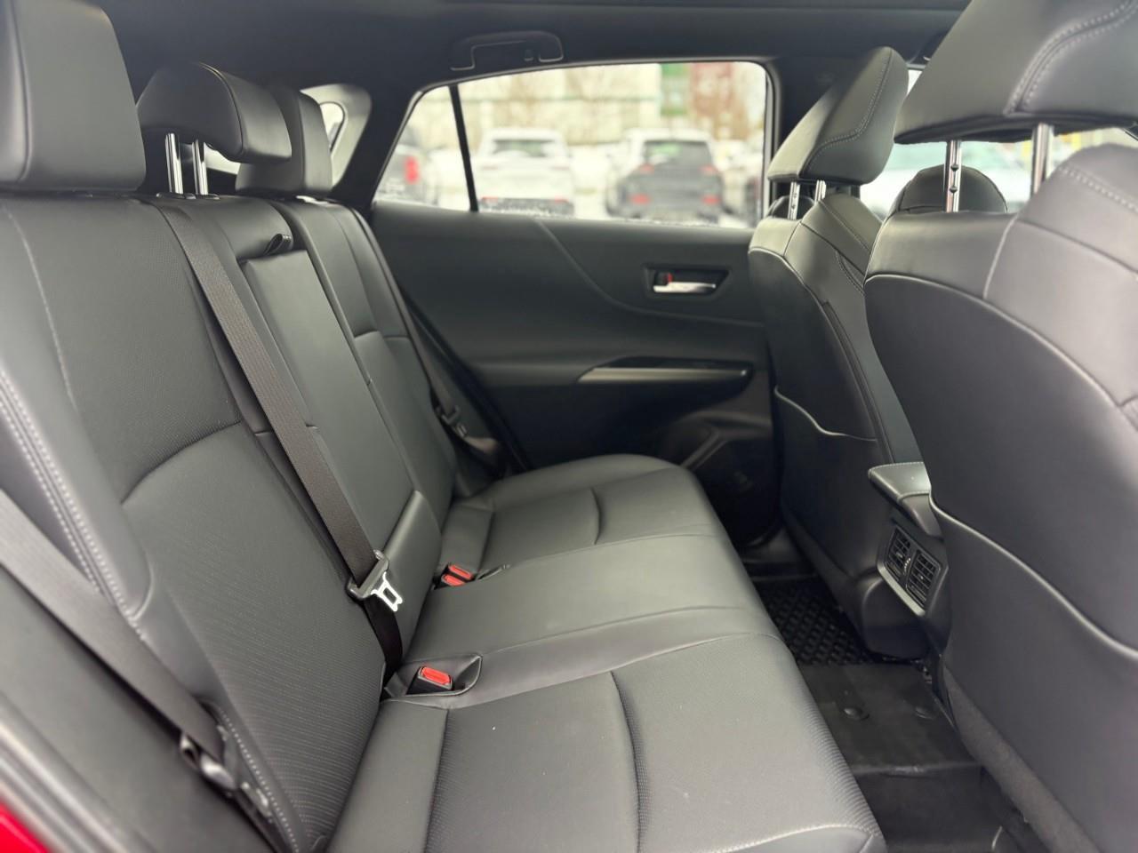 2023 Toyota Venza LE 4dr All-wheel Drive Photo