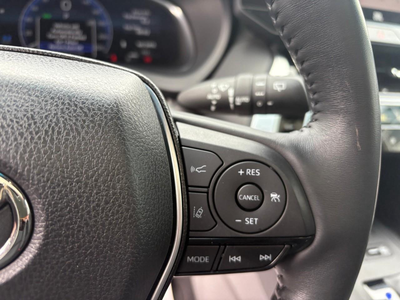 2023 Toyota Venza LE 4dr All-wheel Drive Photo