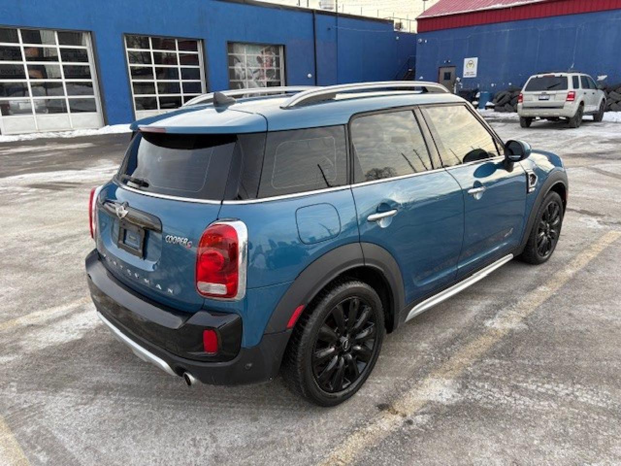 2018 MINI Countryman Cooper S 4dr All-Wheel Drive ALL4 Sport Utility Photo