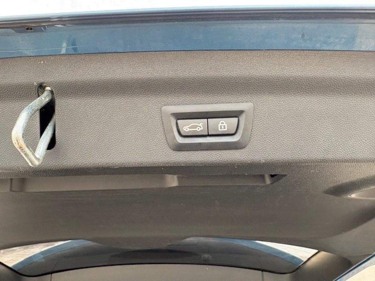 2018 MINI Countryman Cooper S 4dr All-Wheel Drive ALL4 Sport Utility Photo