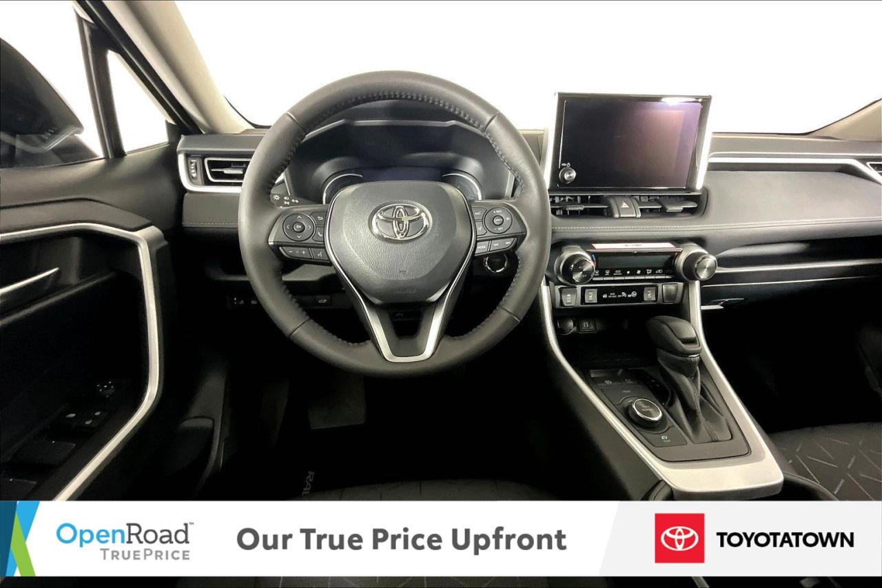 2025 Toyota RAV4 Hybrid XLE! CERTIFIED PRE OWNED! ACCIDENT FREE! ELIGIBLE Photo4