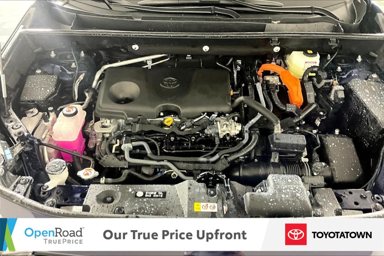 2025 Toyota RAV4 Hybrid XLE! CERTIFIED PRE OWNED! ACCIDENT FREE! ELIGIBLE Photo