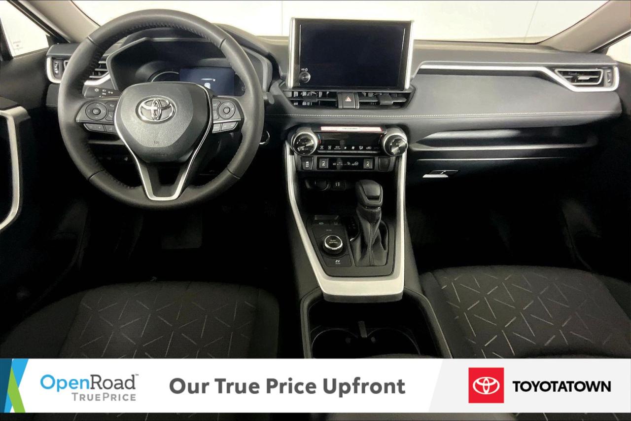 2025 Toyota RAV4 Hybrid XLE! CERTIFIED PRE OWNED! ACCIDENT FREE! ELIGIBLE Photo