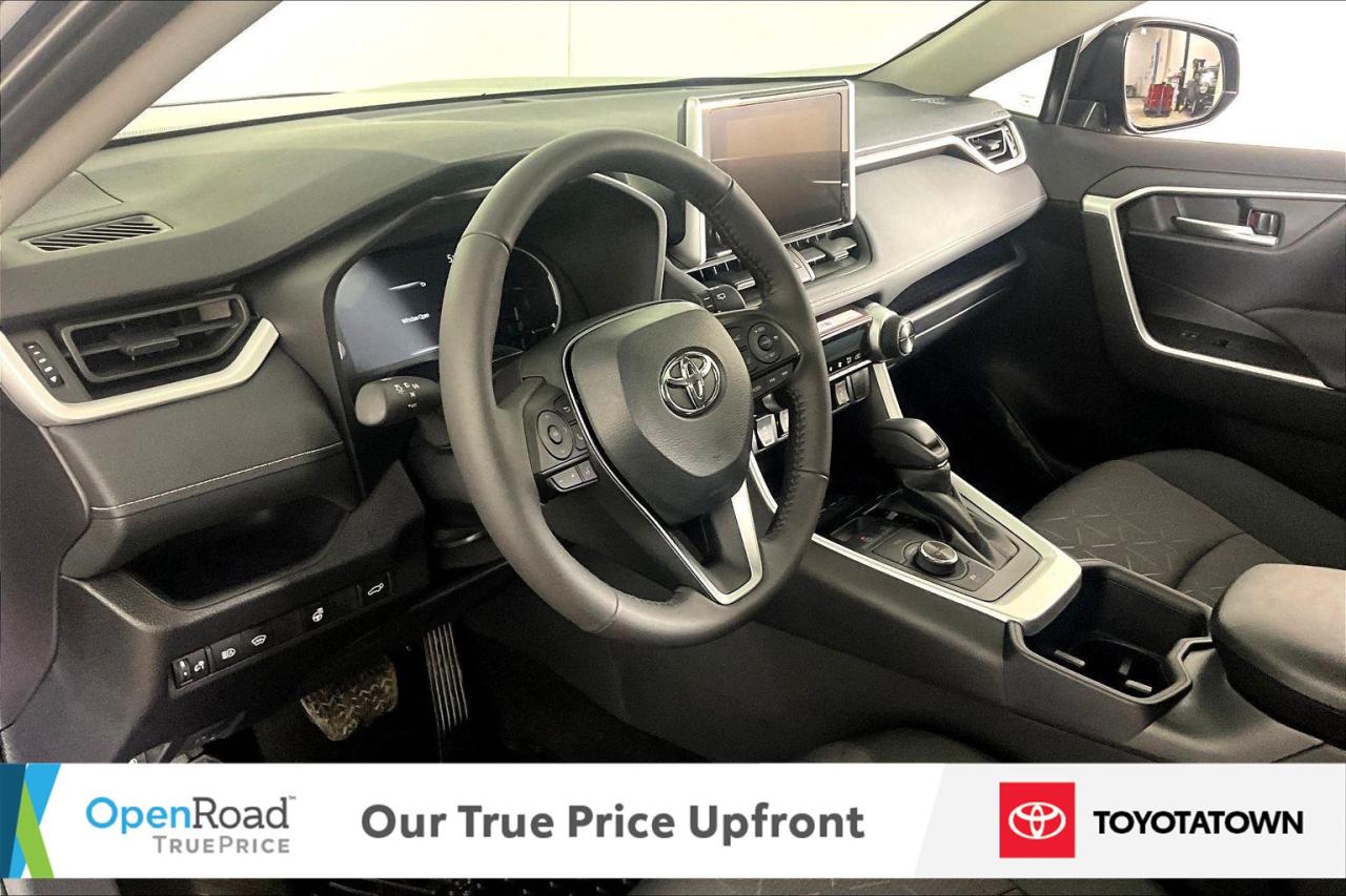 2025 Toyota RAV4 Hybrid XLE! CERTIFIED PRE OWNED! ACCIDENT FREE! ELIGIBLE Photo