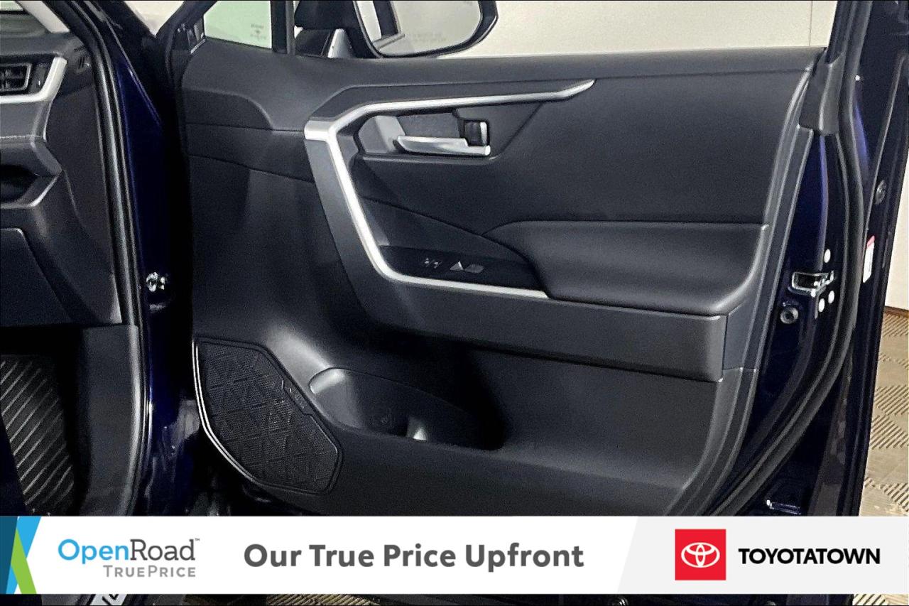 2025 Toyota RAV4 Hybrid XLE! CERTIFIED PRE OWNED! ACCIDENT FREE! ELIGIBLE Photo