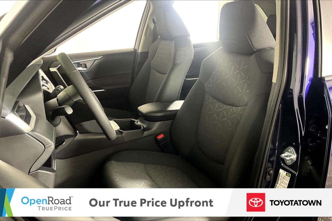 2025 Toyota RAV4 Hybrid XLE! CERTIFIED PRE OWNED! ACCIDENT FREE! ELIGIBLE Photo
