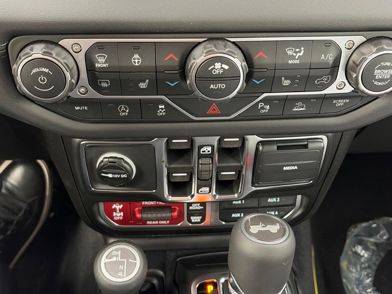2026 Jeep Wrangler Rubicon 4dr 4x4 Photo