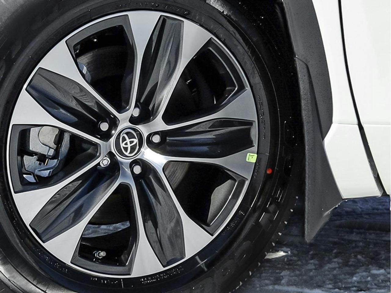 2026 Toyota Highlander XLE 4dr All-wheel Drive Photo