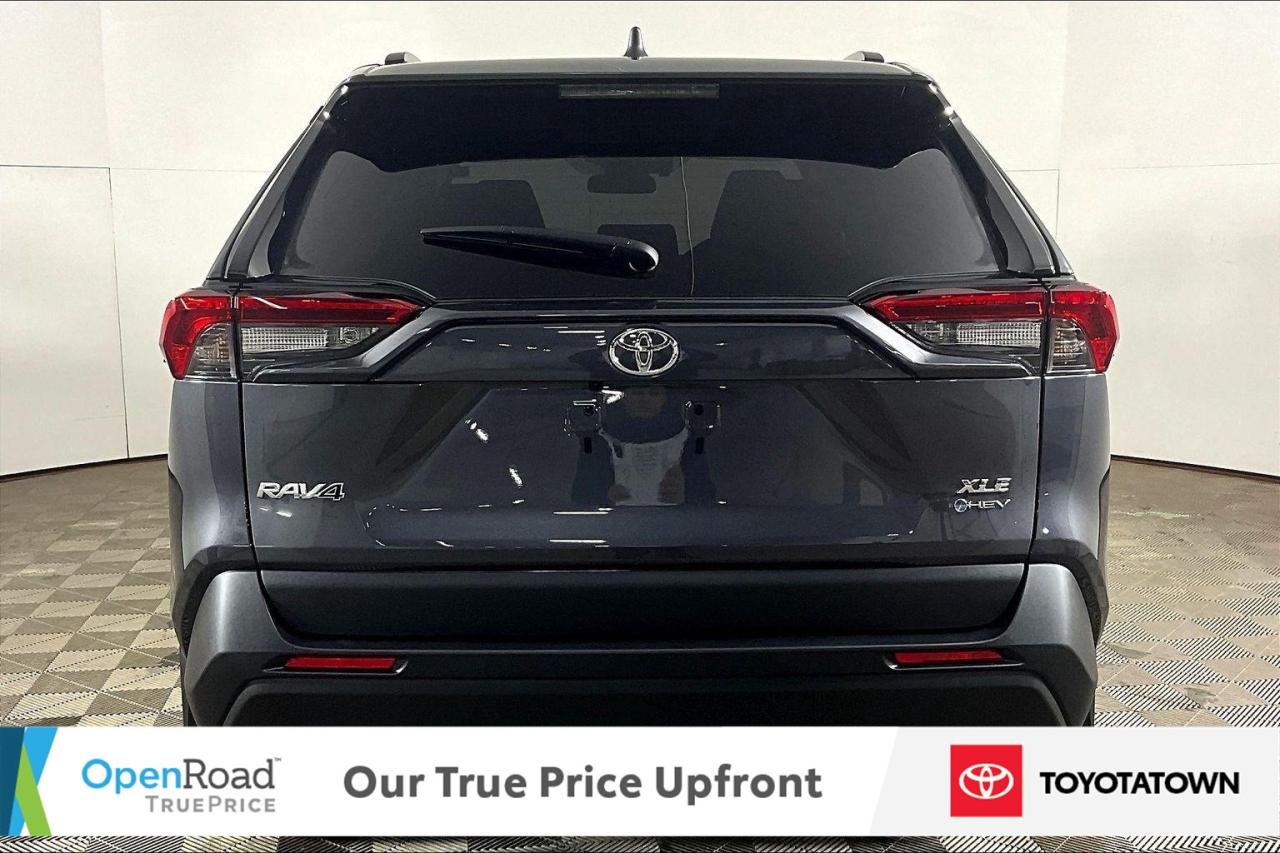 2025 Toyota RAV4 Hybrid XLE! CERTIFIED PRE OWNED! ACCIDENT FREE! ELIGIBLE Photo3