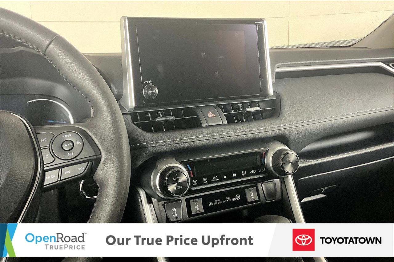 2025 Toyota RAV4 Hybrid XLE! CERTIFIED PRE OWNED! ACCIDENT FREE! ELIGIBLE Photo