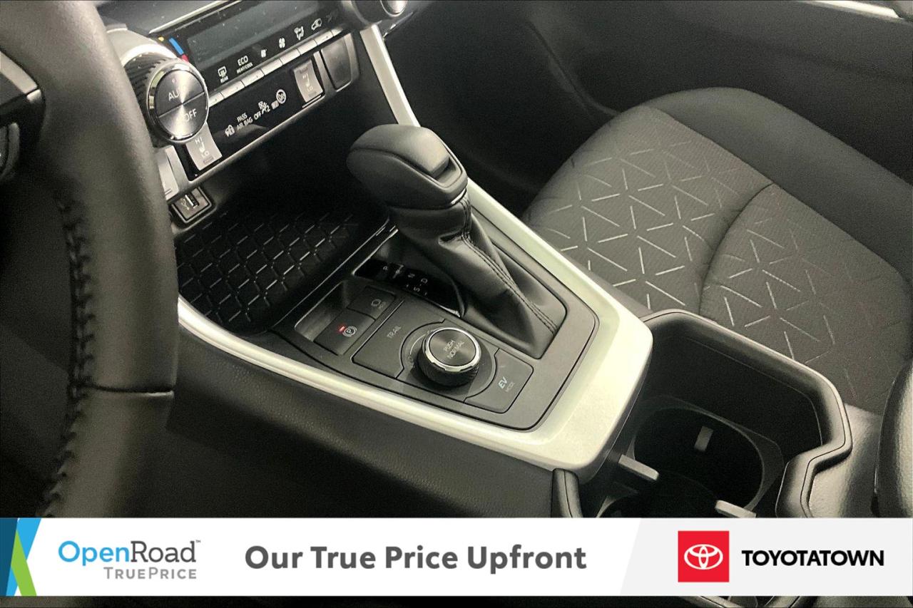 2025 Toyota RAV4 Hybrid XLE! CERTIFIED PRE OWNED! ACCIDENT FREE! ELIGIBLE Photo