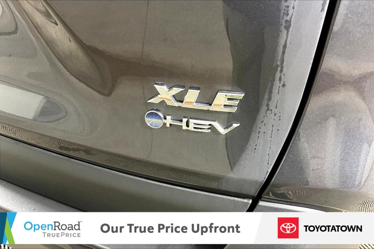 2025 Toyota RAV4 Hybrid XLE! CERTIFIED PRE OWNED! ACCIDENT FREE! ELIGIBLE Photo