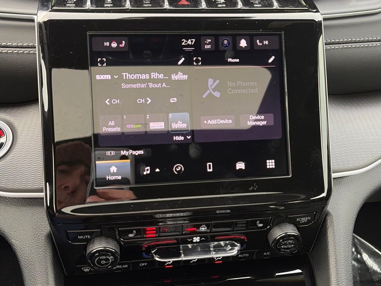 2025 Jeep Grand Cherokee L Laredo 4dr 4x4 Photo