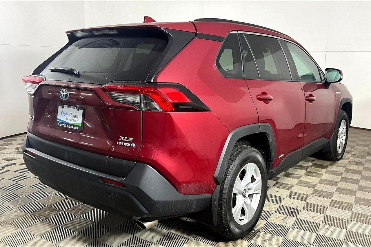 2019 Toyota RAV4 AWD Hybrid XLE Photo