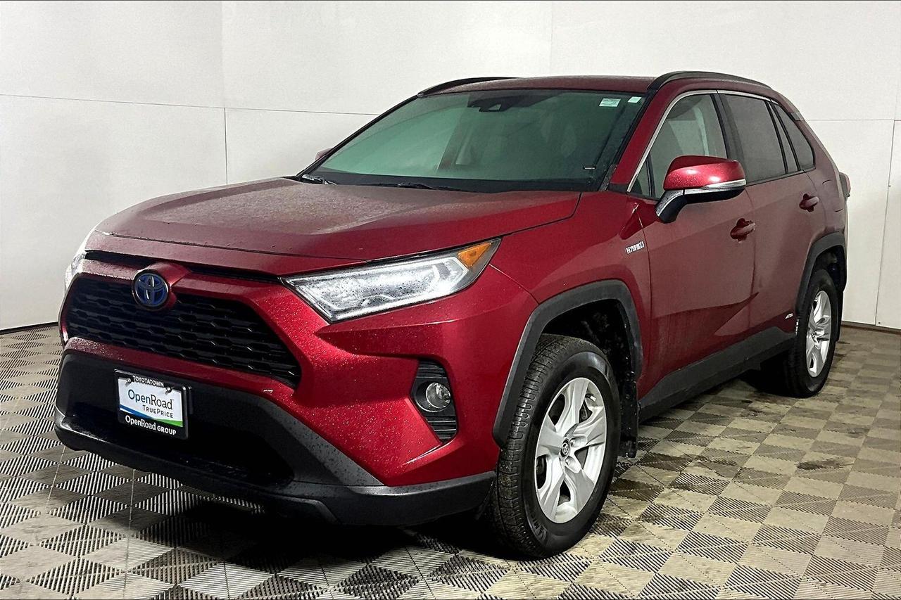 2019 Toyota RAV4 AWD Hybrid XLE Photo