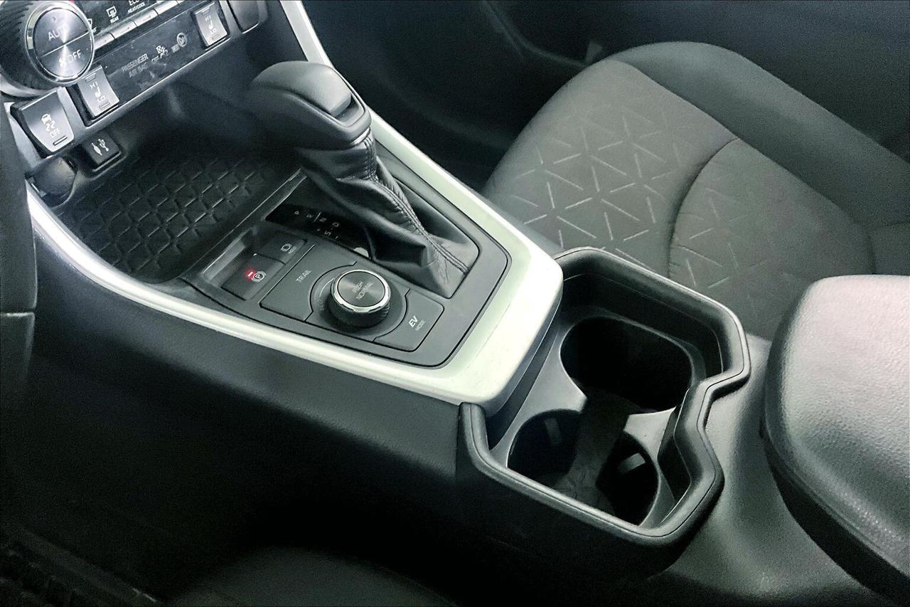 2019 Toyota RAV4 AWD Hybrid XLE Photo