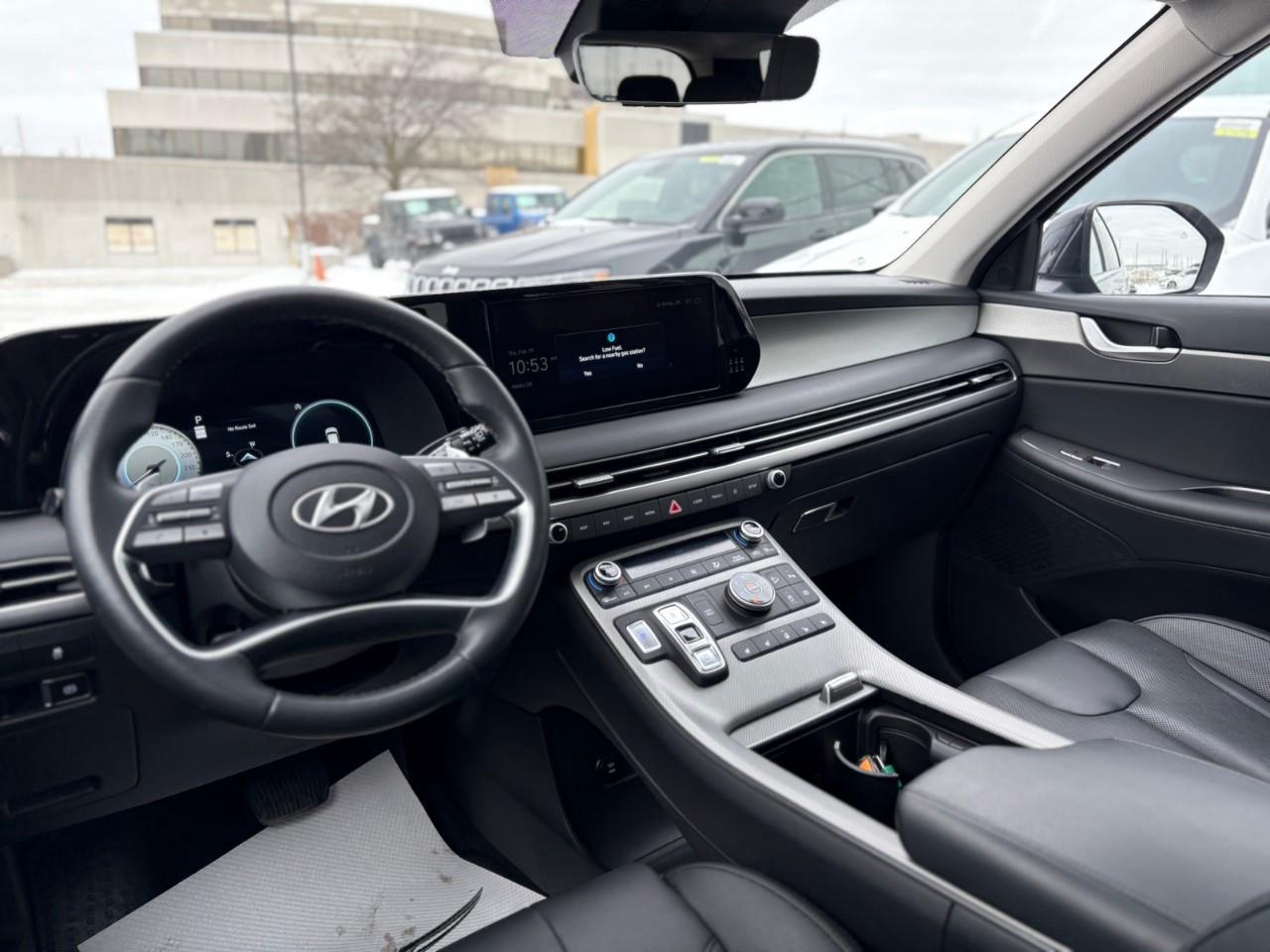 2024 Hyundai PALISADE Urban 8 Passenger 4dr All-Wheel Drive Photo