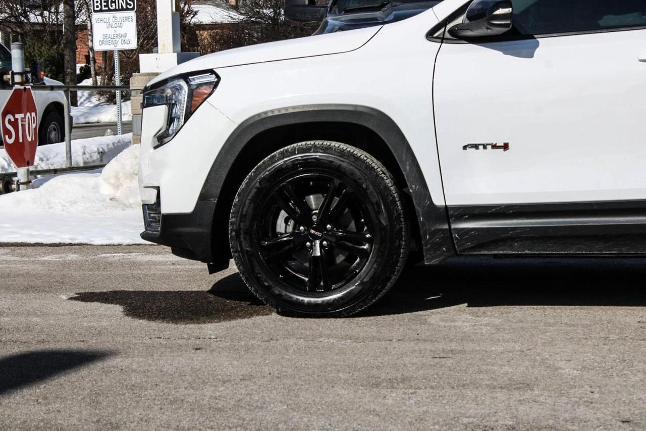2024 GMC Terrain AWD 4dr AT4 Photo