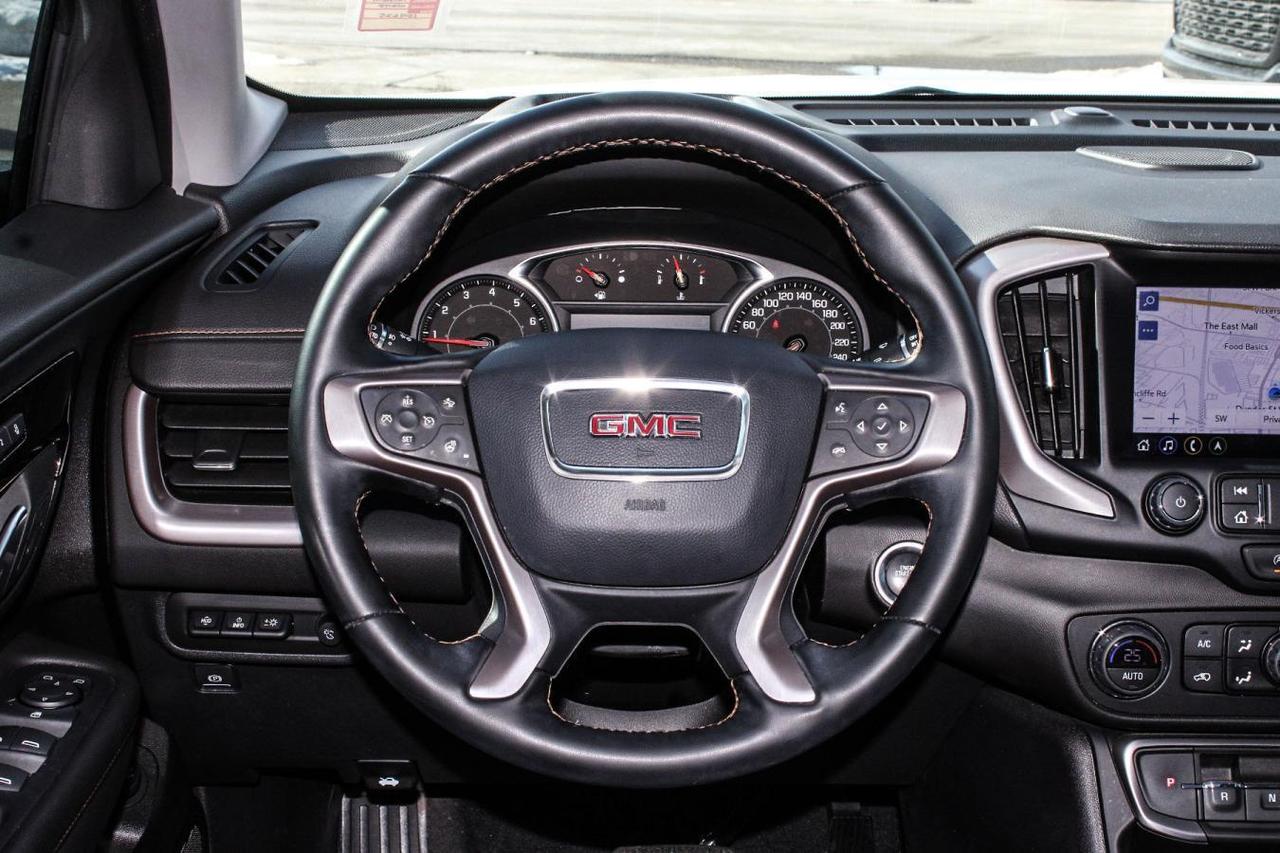 2024 GMC Terrain AWD 4dr AT4 Photo