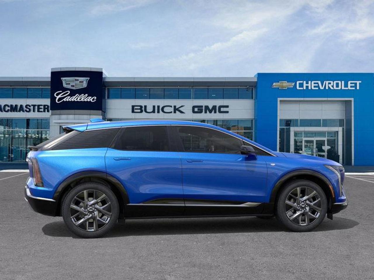 2026 Cadillac OPTIQ Premium Luxury 4dr Photo