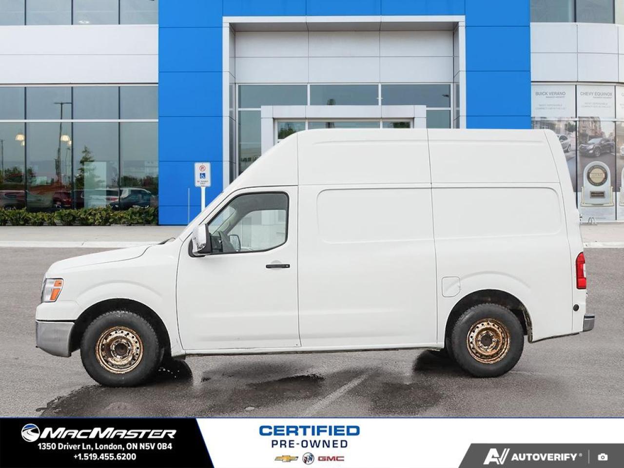 2017 Nissan NV Cargo NV2500 HD  Photo