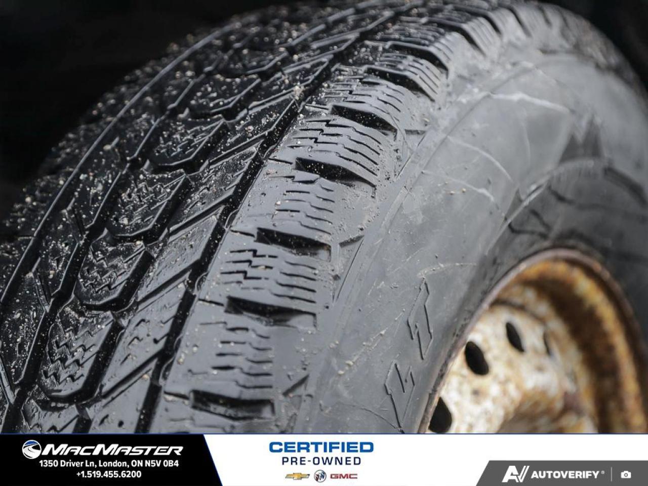 2017 Nissan NV Cargo NV2500 HD  Photo