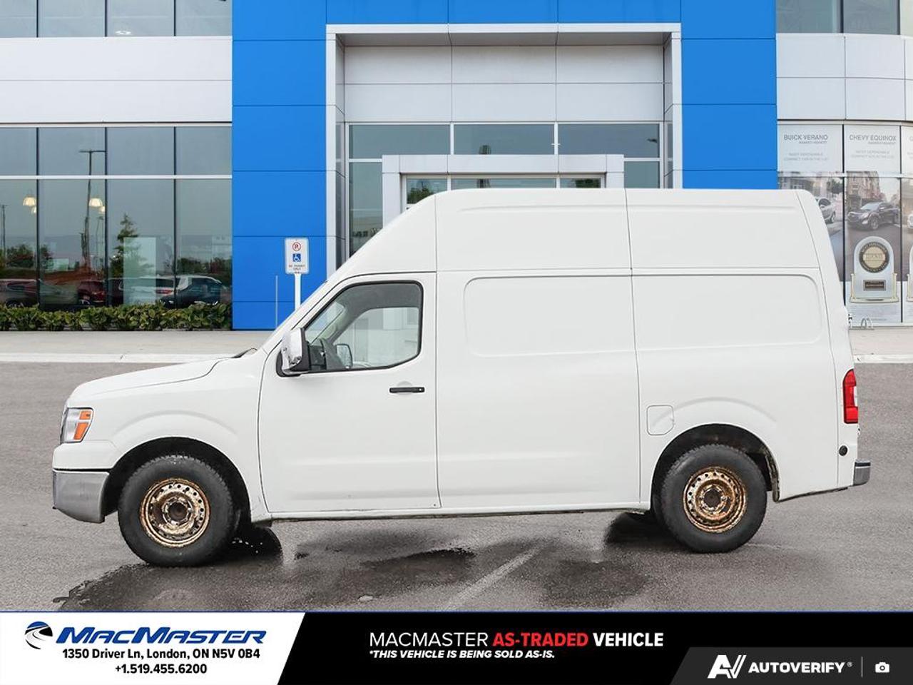 2017 Nissan NV Cargo NV2500 HD  Photo