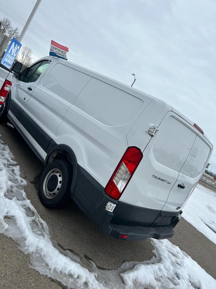 2018 Ford Transit-250 Base w/60/40 Pass-Side Cargo Doors Low Roof Cargo Van 129.9 in. WB Photo