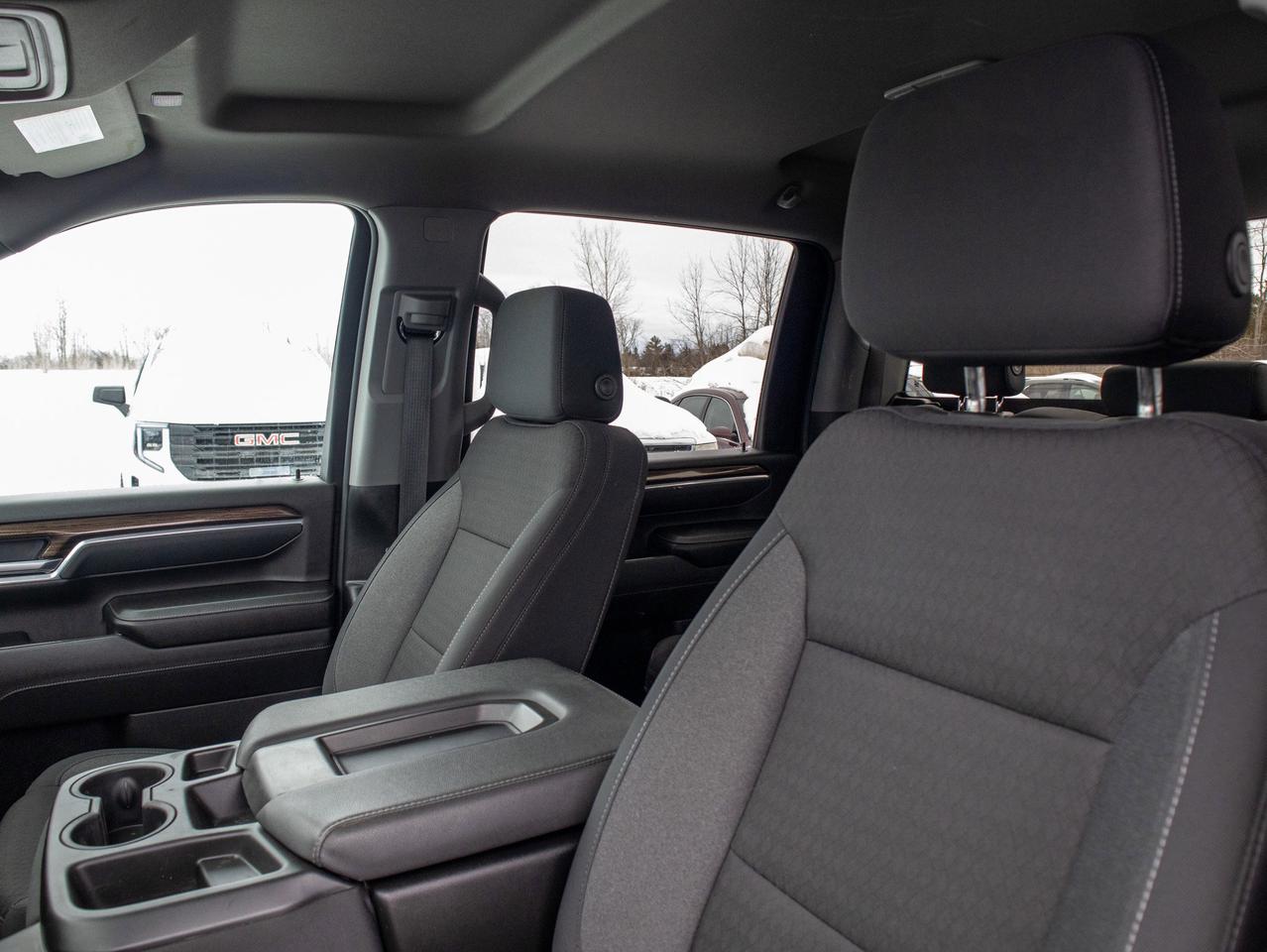 2025 Chevrolet SILVERADO 2500HD LT - 6.6L V8 Diesel Engine   WiFi Hotspot Photo