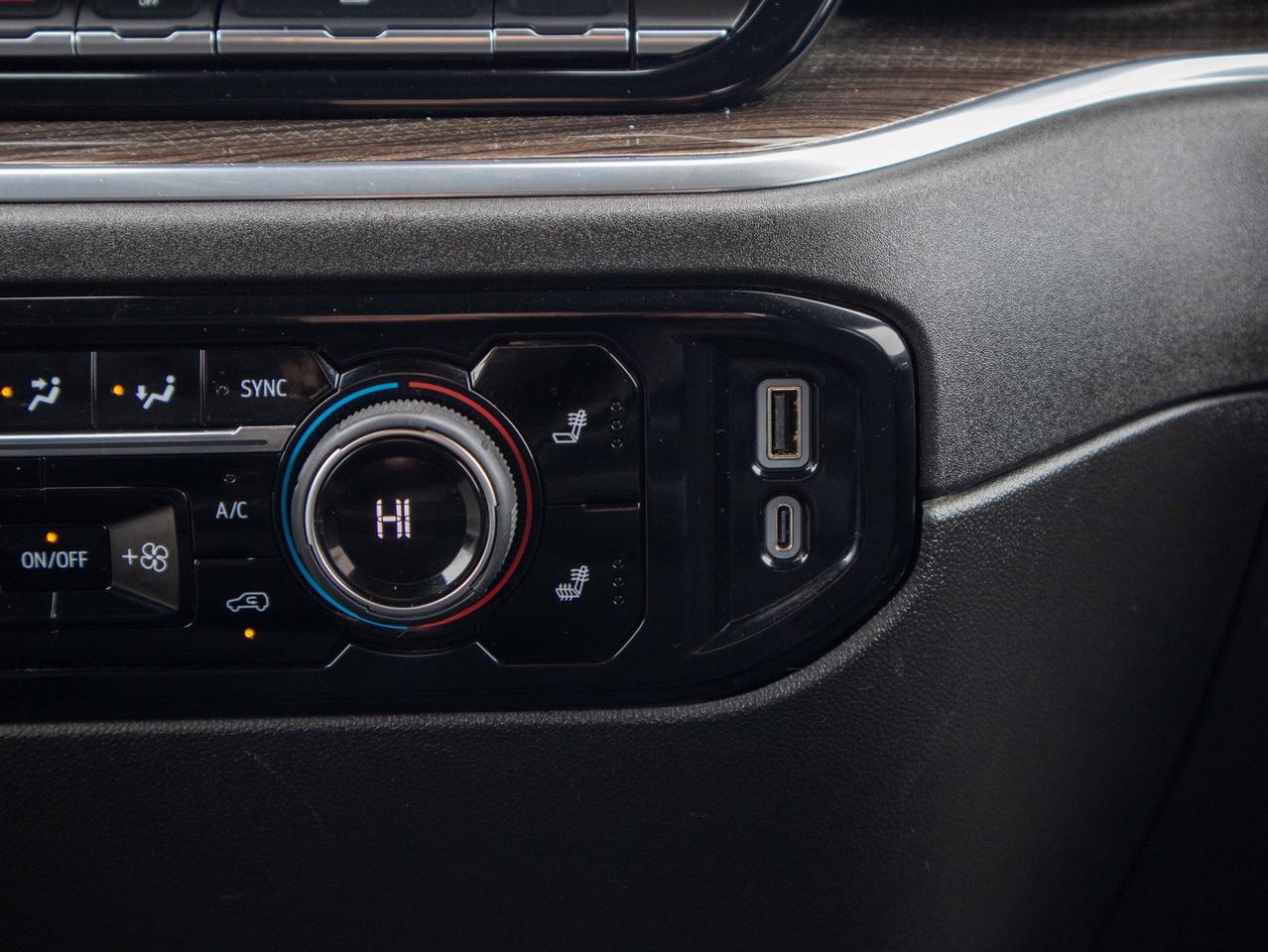 2025 Chevrolet SILVERADO 2500HD LT - 6.6L V8 Diesel Engine   WiFi Hotspot Photo