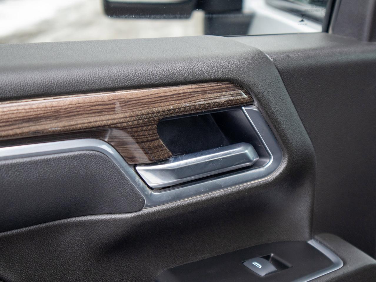 2025 Chevrolet SILVERADO 2500HD LT - 6.6L V8 Diesel Engine   WiFi Hotspot Photo