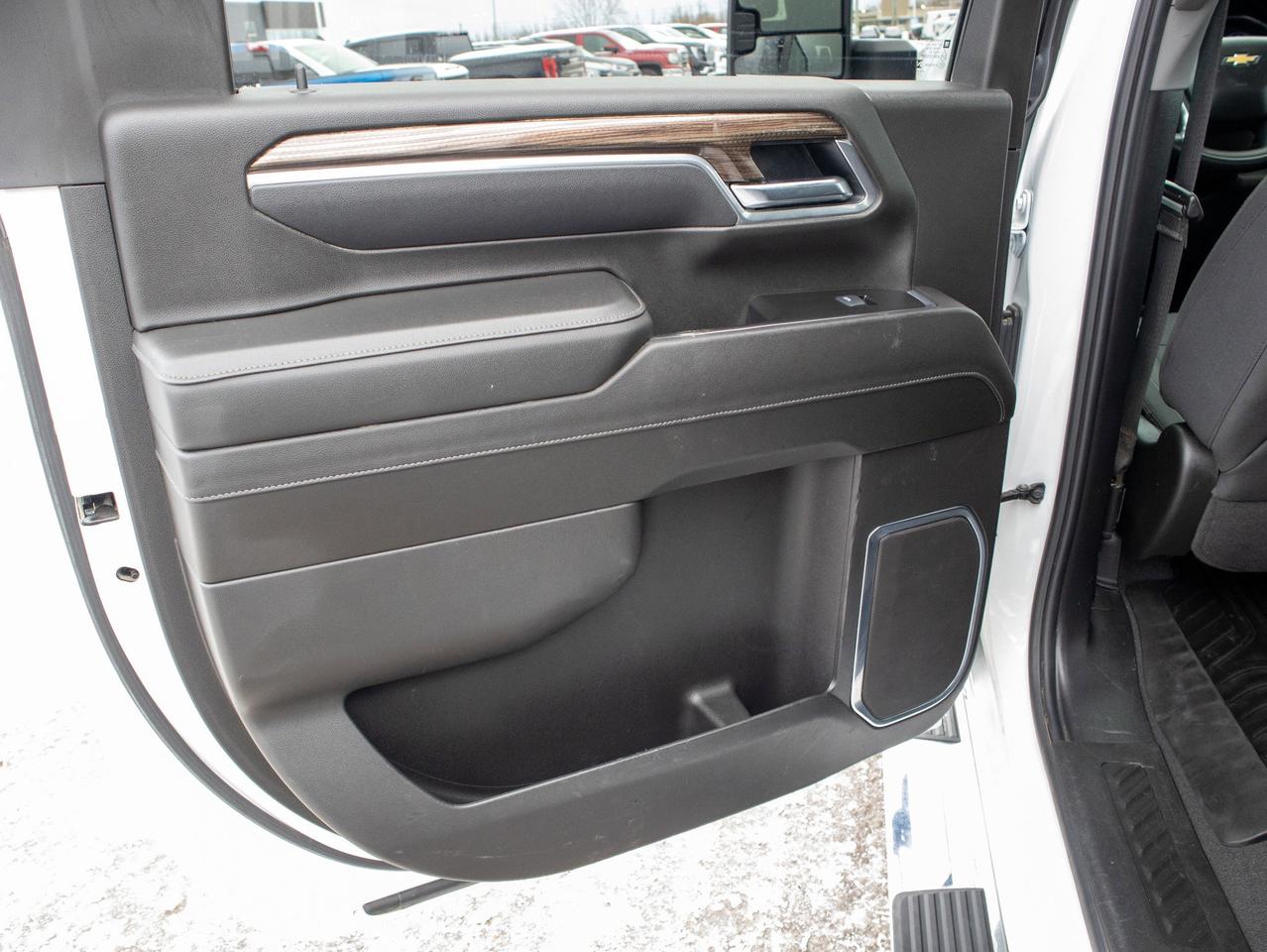 2025 Chevrolet SILVERADO 2500HD LT - 6.6L V8 Diesel Engine   WiFi Hotspot Photo