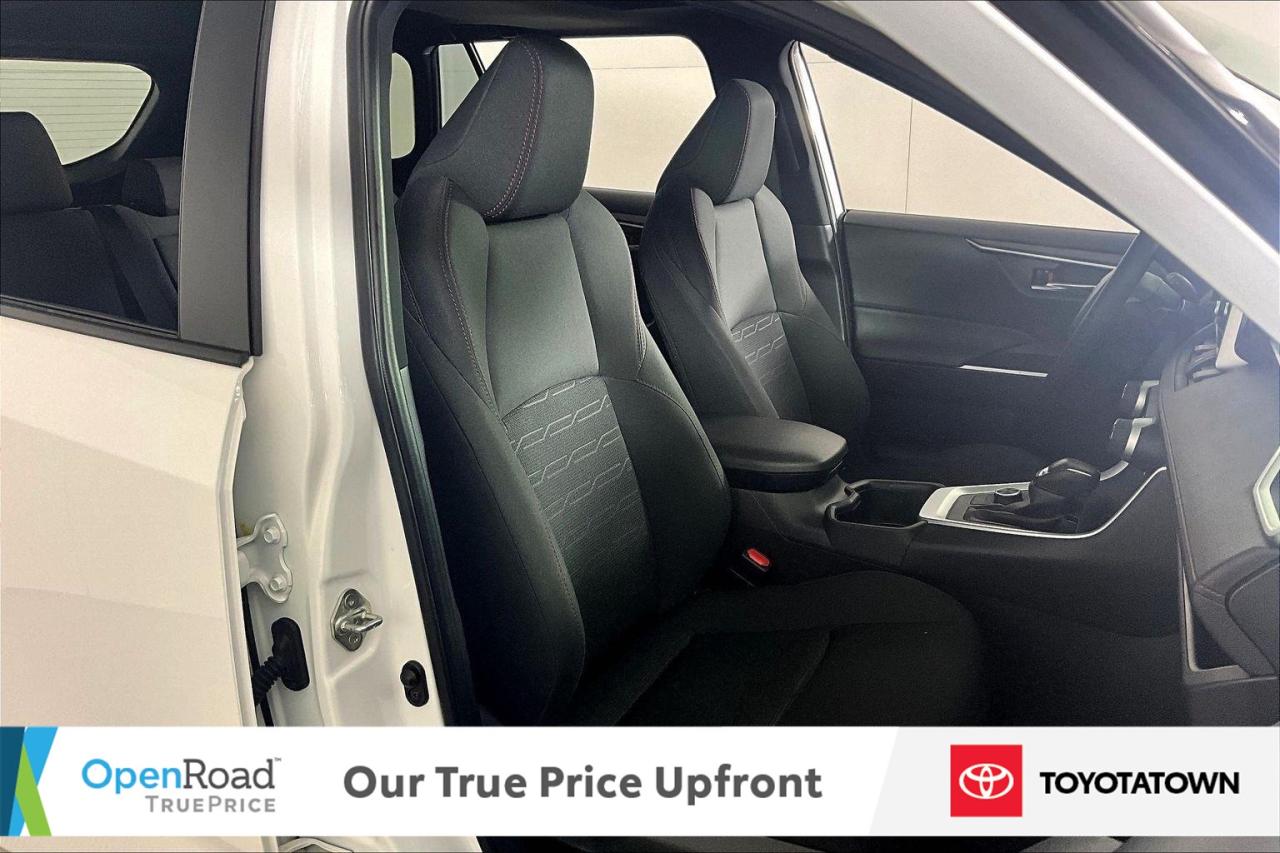 2024 Toyota RAV4 Prime SE! CERTIFIED PRE OWNED! ACCIDENT FREE! ELIGIBLE F Photo