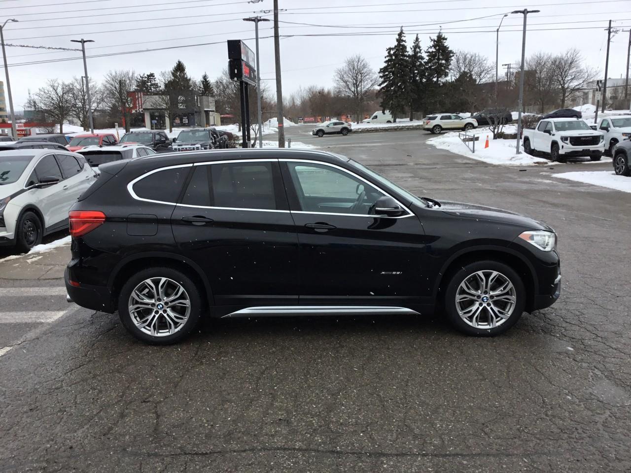 2018 BMW X1 xDrive28i Photo