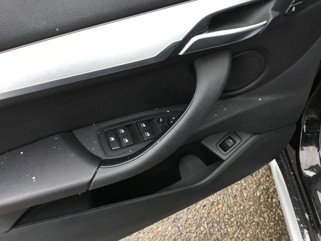 2018 BMW X1 xDrive28i Photo