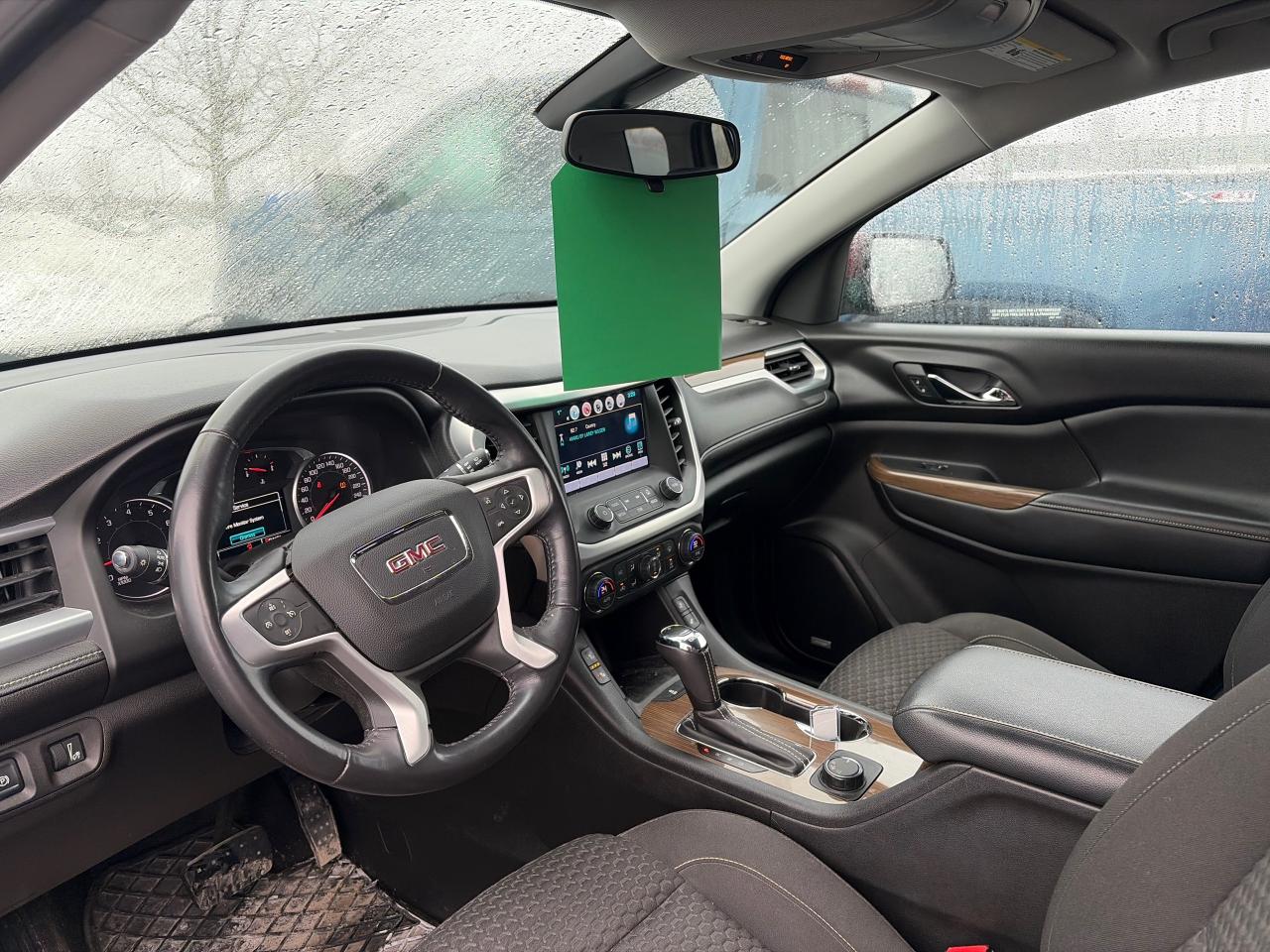 2018 GMC Acadia SLE-2 Front-Wheel Drive Photo