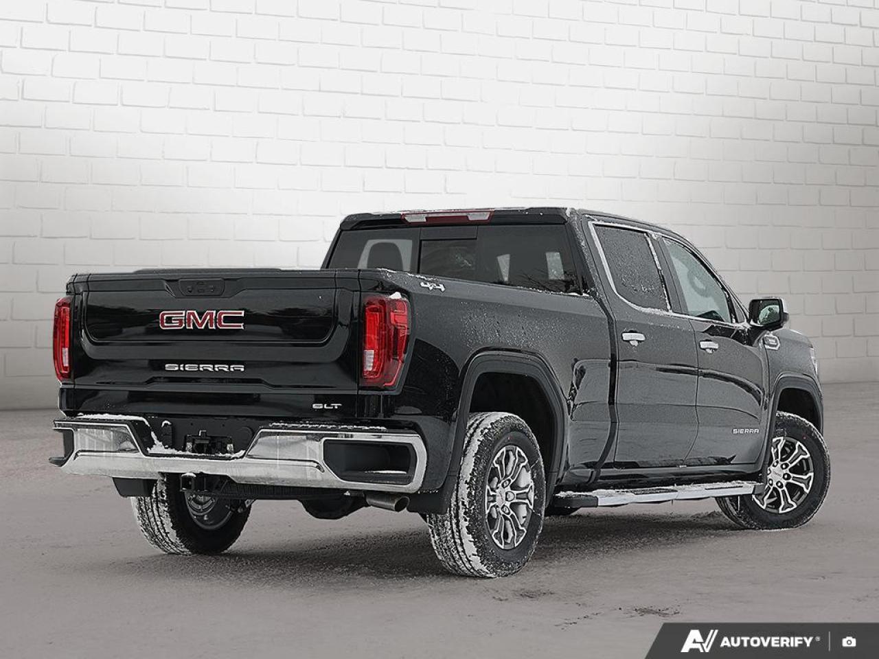 2026 GMC Sierra 1500 Crew Cab Standard Box 4-Wheel Drive SLT Photo