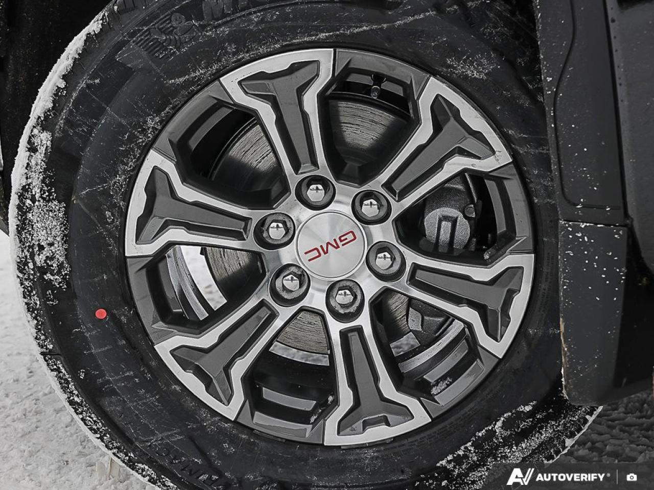 2026 GMC Sierra 1500 Crew Cab Standard Box 4-Wheel Drive SLT Photo