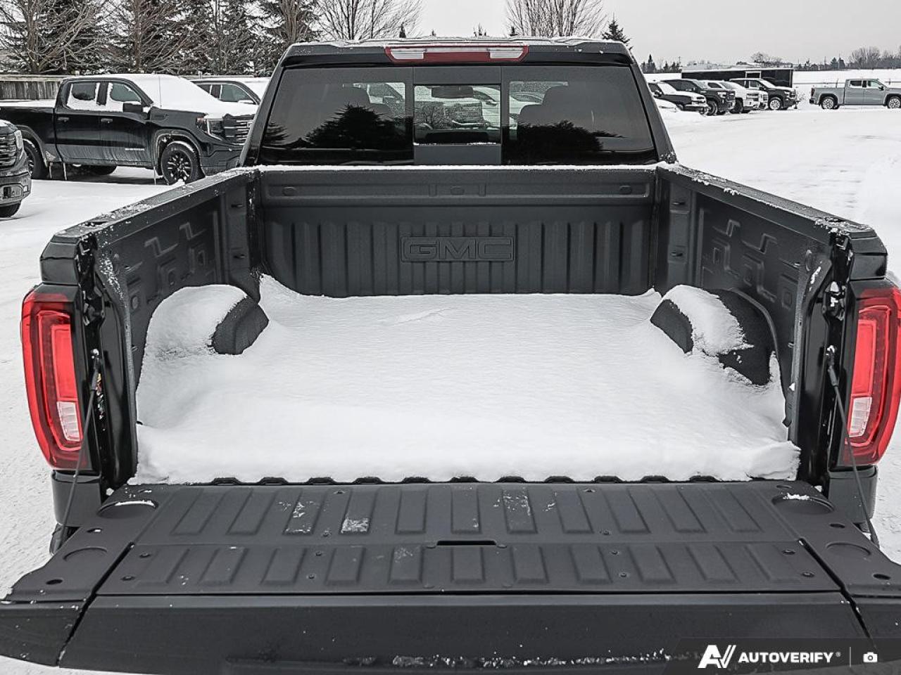 2026 GMC Sierra 1500 Crew Cab Standard Box 4-Wheel Drive SLT Photo